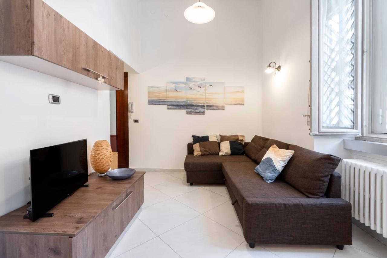La Casa Di Gio - Stazione & Policlinico Apartment Bari Ngoại thất bức ảnh