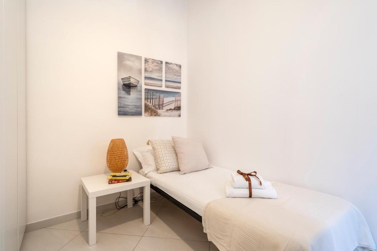 La Casa Di Gio - Stazione & Policlinico Apartment Bari Ngoại thất bức ảnh