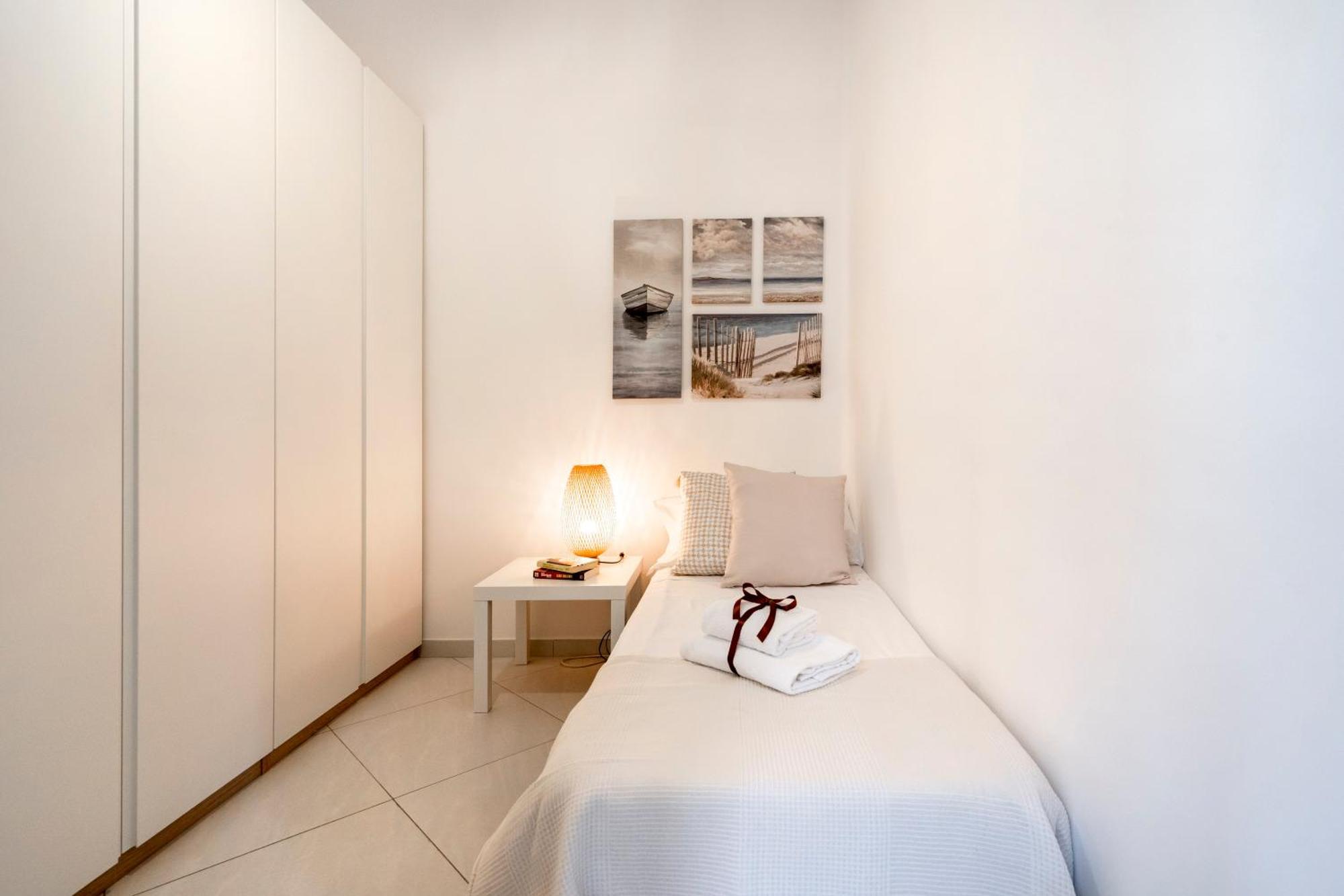 La Casa Di Gio - Stazione & Policlinico Apartment Bari Ngoại thất bức ảnh
