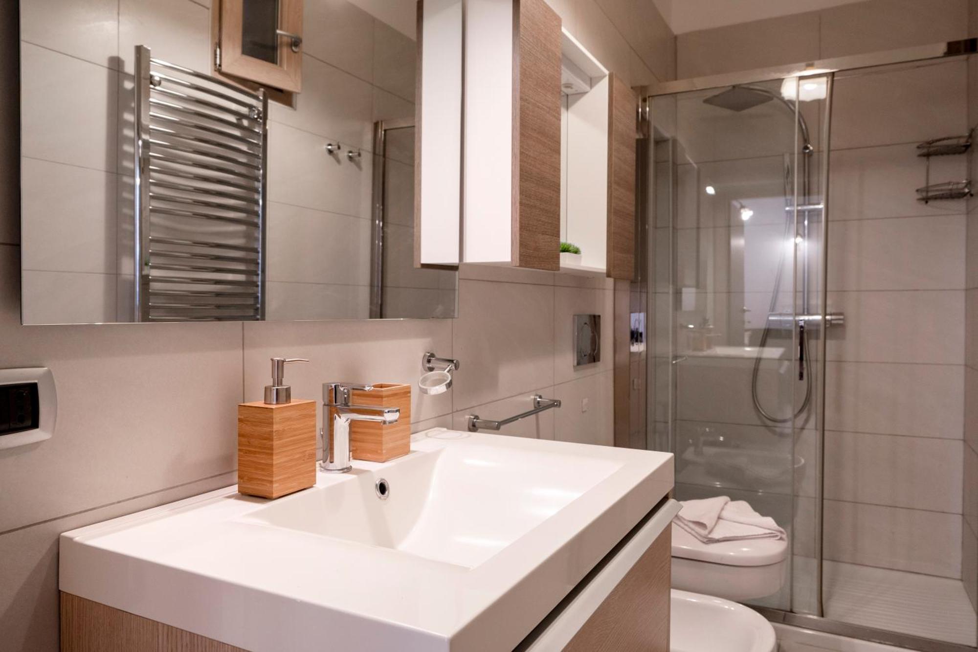 La Casa Di Gio - Stazione & Policlinico Apartment Bari Ngoại thất bức ảnh